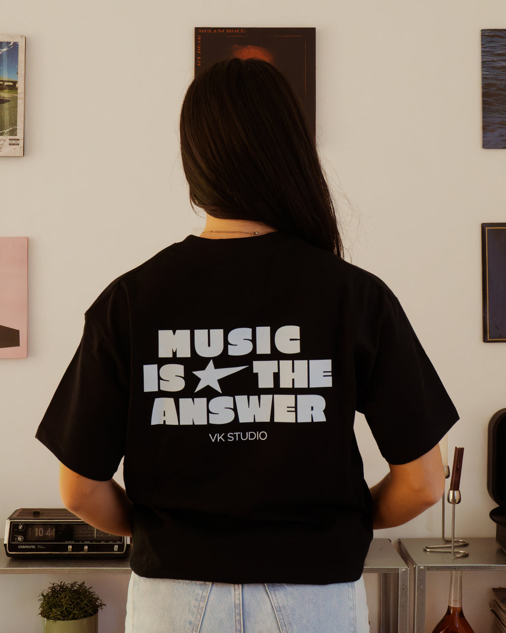 T-shirt Music is the Answer - Noir